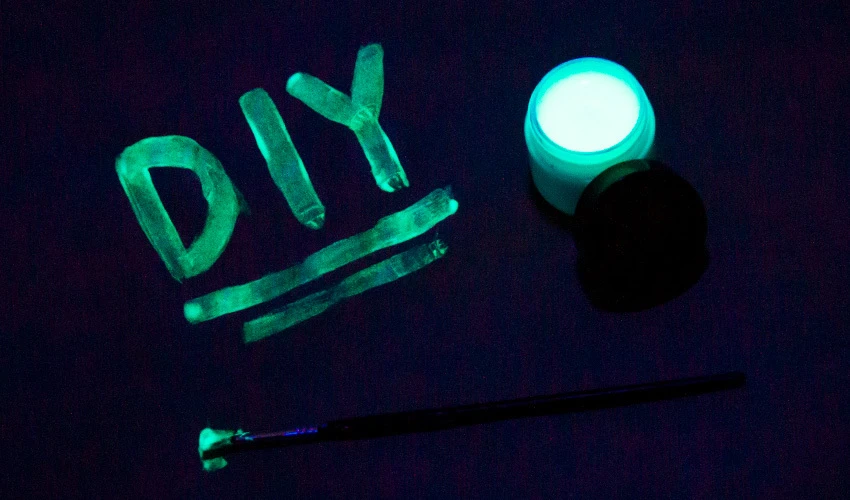 Glow in the dark paint that reads: DIY